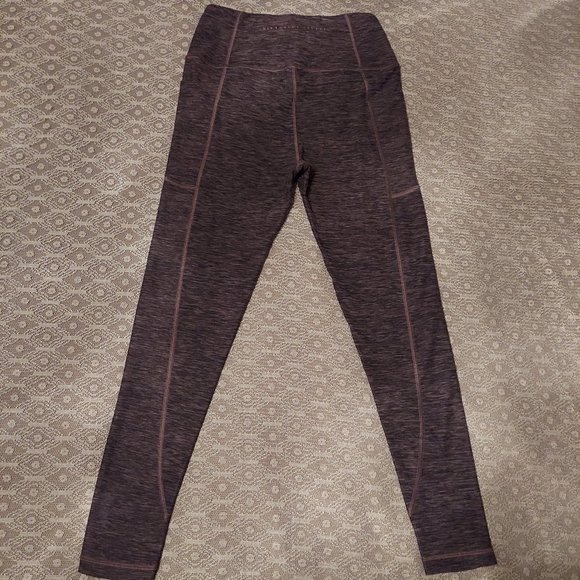 Size 6 Victoria's Secret Essential High Rise Pocket Legging Black/Heather Grey - Picture 2 of 8